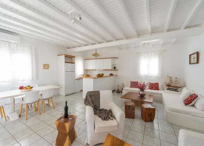 Orea Beachfront By Mykonos Mood * カラファティス