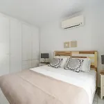 Orea Beachfront By Mykonos Mood * 卡拉法蒂斯