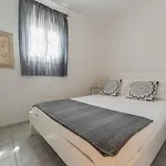 Orea Beachfront By Mykonos Mood Villa *
