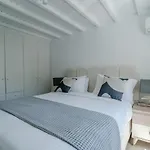 别墅 Orea Beachfront By Mykonos Mood 卡拉法蒂斯